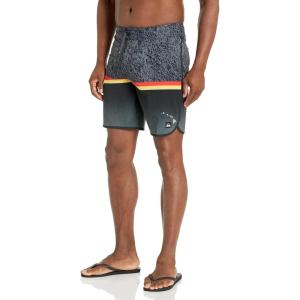 Quiksilver Men’s Standard Surfsilk Division Scallop 19 Boardshort Swim Trunk(Black)