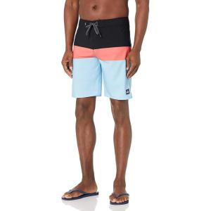 Quiksilver Men’s Everyday 20″ Board Shorts(Fiery Coral)