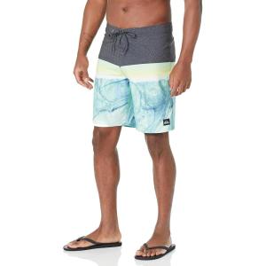 Quiksilver Men’s Everyday 20″ Board Shorts(Green Ash)