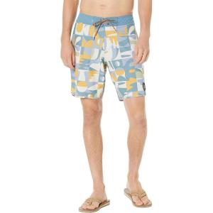Quiksilver Men’s Standard Highlite Scallop 19 Boardshort Swim Trunk(Ashley Blue)