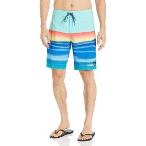 Quiksilver Men’s Everyday 20″ Board Shorts(Pool Green)