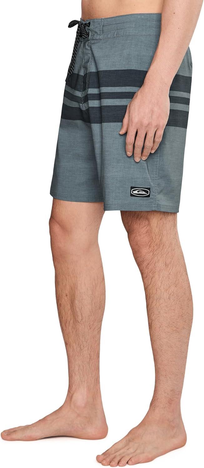 image:imageQuiksilver Mens Surfsilk StreetTrunk 18 BoardshortsBlack