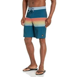 Quiksilver Men’s Men’s Surfsilk Slab 21 Boardshort Swim Trunk(Majolica Blue)