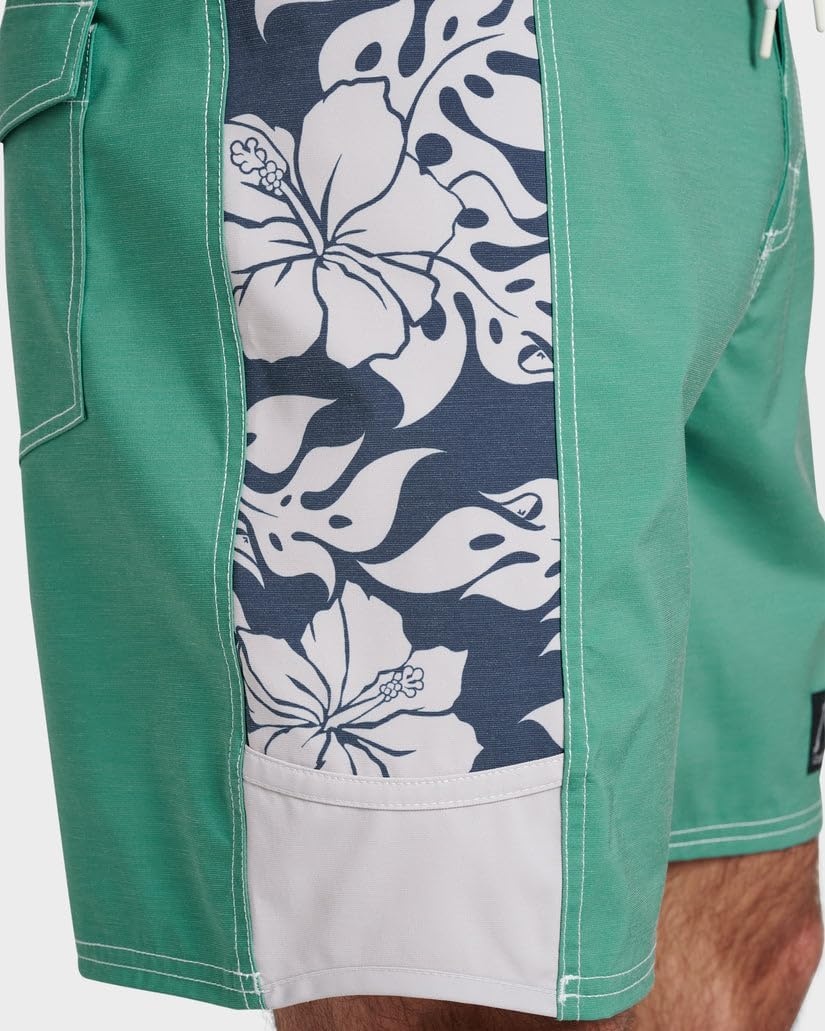 image:imageQuiksilver Mens Original Scallop 18 Boardshort Swim TrunkDeep Sea