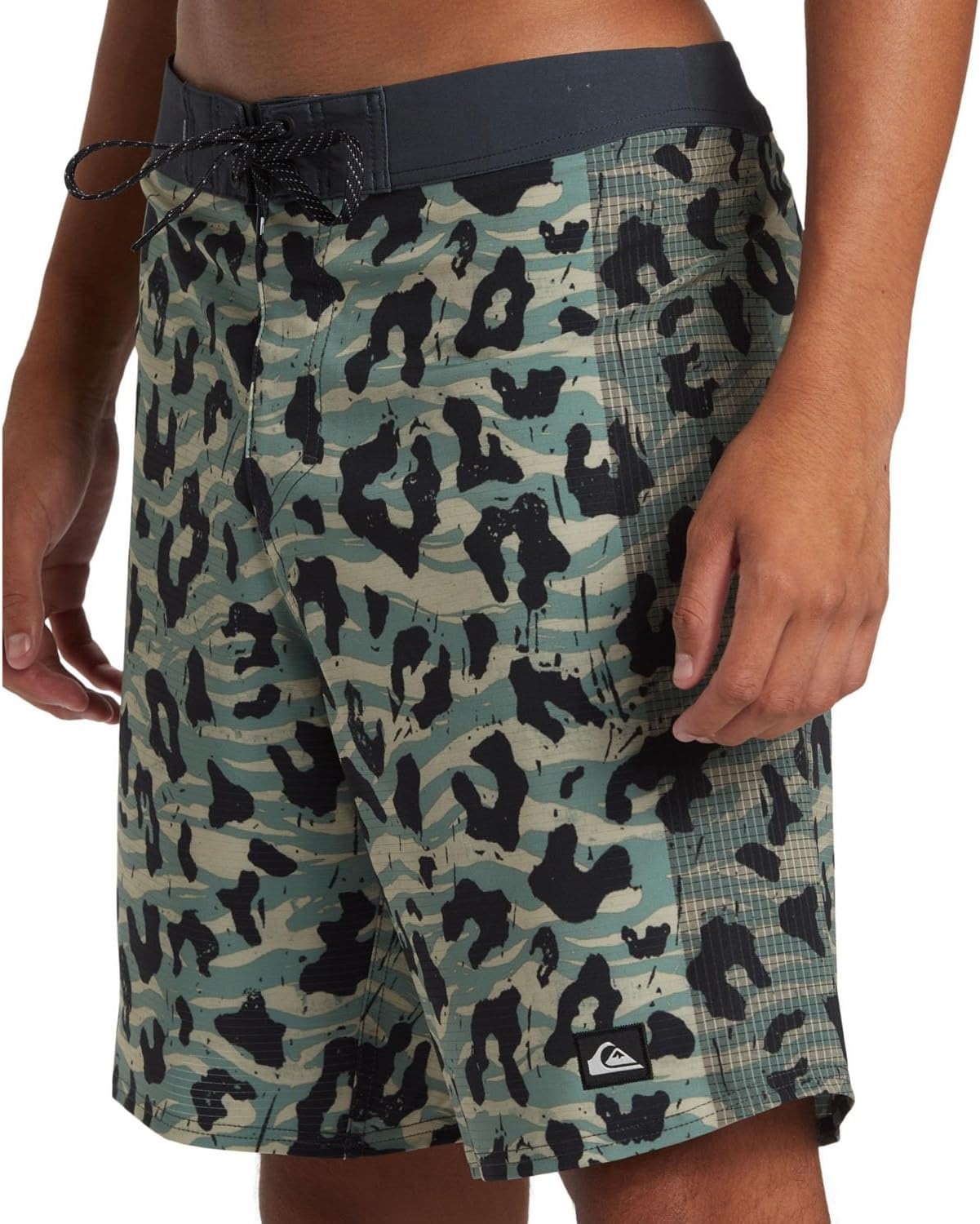 image:imageQuiksilver Mens Highline Arch 19 Boardshort Color Desertsage AOP Classic Fl Size 31