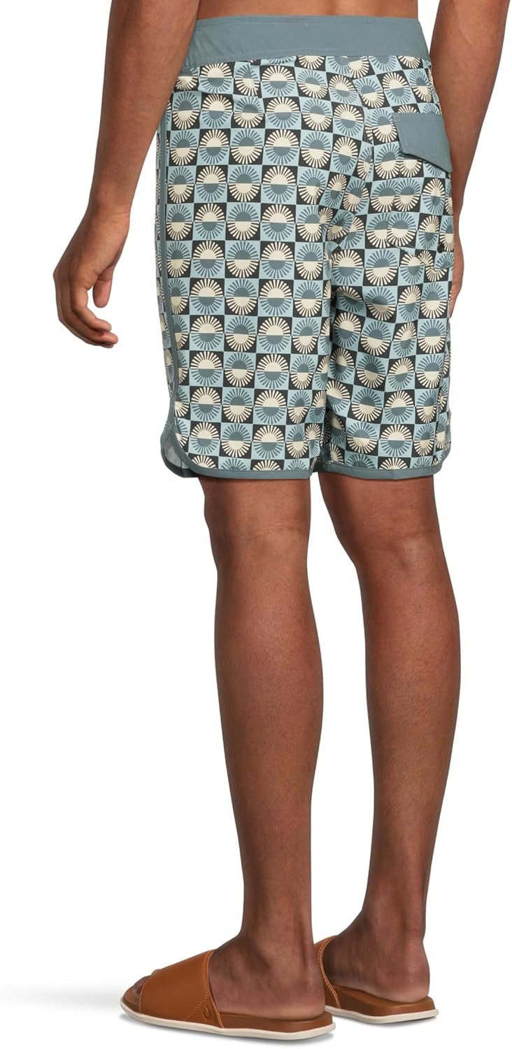 image:imageQuiksilver Mens Surfsilk Scallop 19 BoardshortsJade Grey