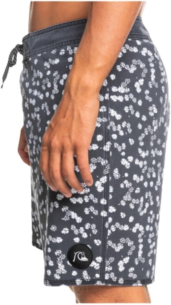 image:imageQuiksilver Mens Surfsilk Washed 18 Boardshort Swim TrunkBlack